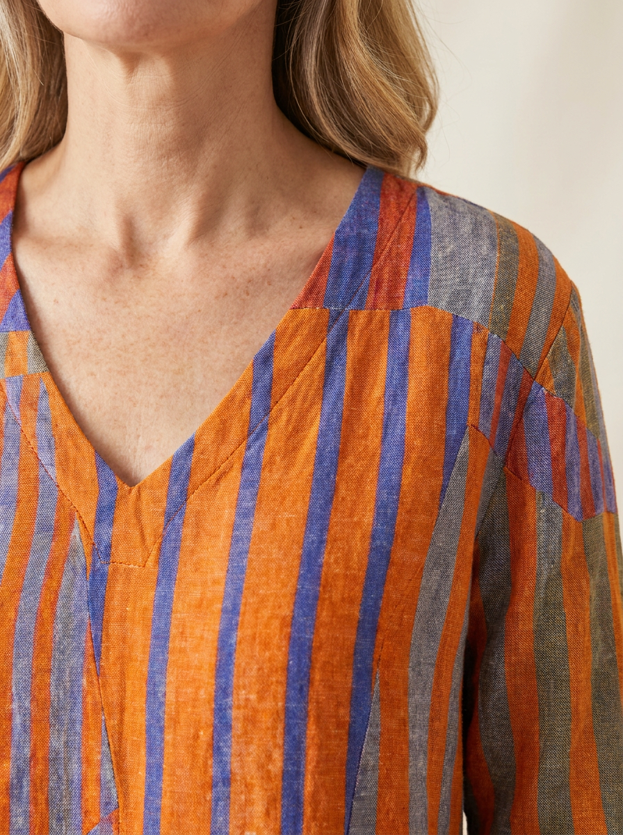 Nadia | Long Blouse with V-Neck