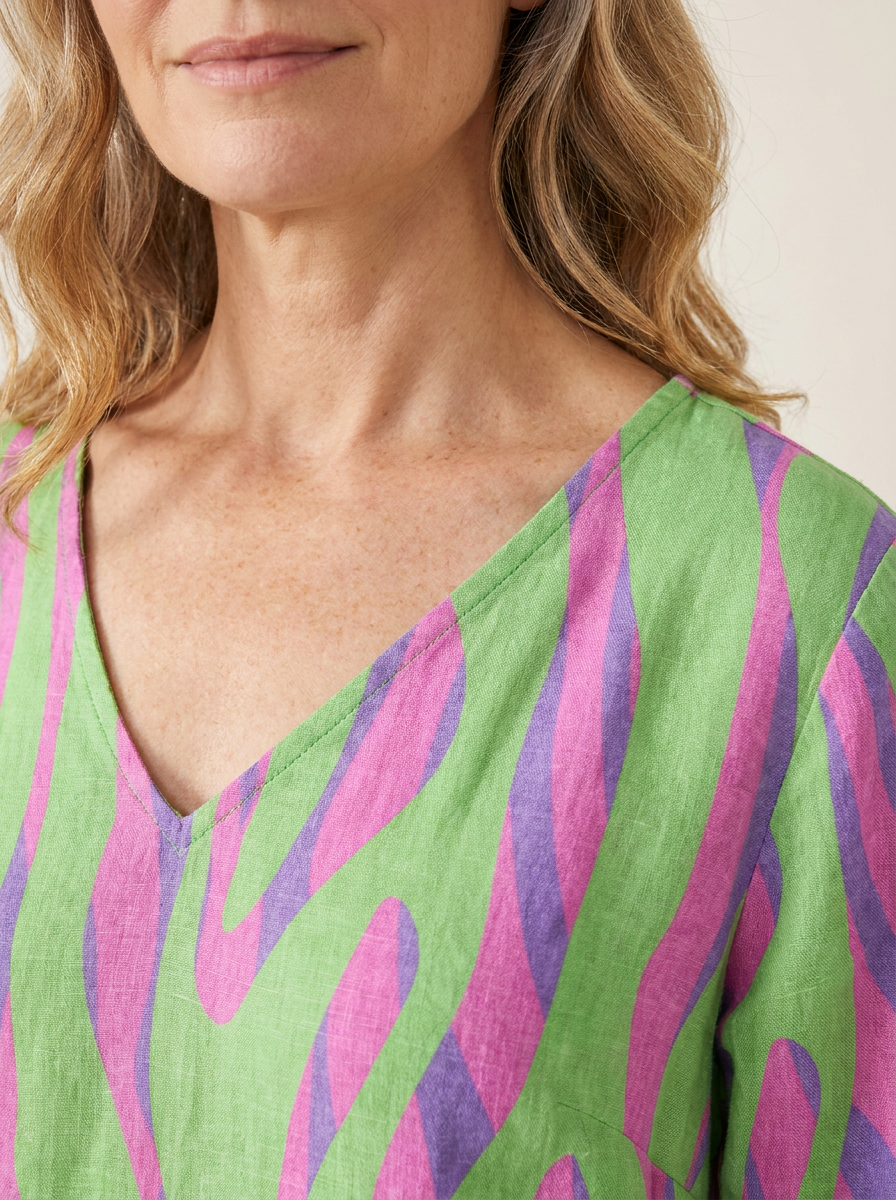 Oceane | Long Blouse with V-Neck